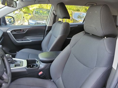 Used 2023 Toyota RAV4 LE image 11