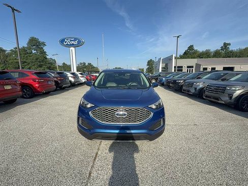 Used 2024 Ford Edge SEL AWD/4WD image 10