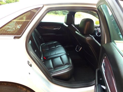 Used 2017 Cadillac XTS Luxury image 43