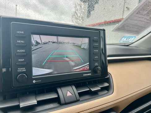 Certified 2021 Toyota RAV4 XLE AWD/4WD image 22
