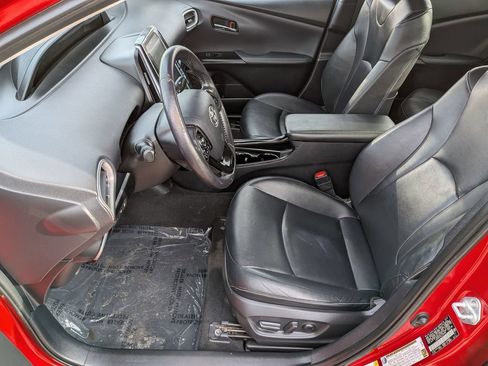 Used 2020 Toyota Prius Prime Limited FWD image 11