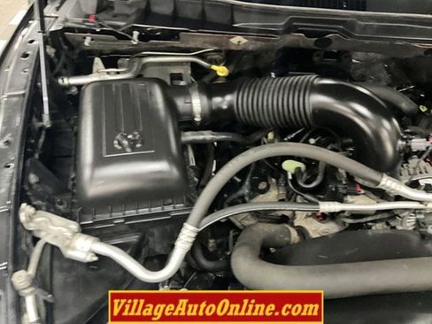 Used 2017 RAM 1500 4x4 Crew Cab image 37