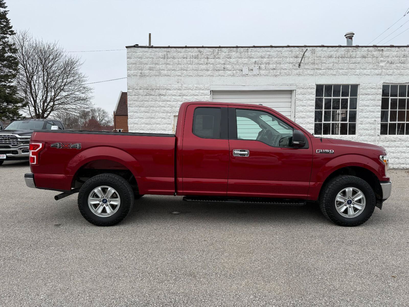 Used 2018 Ford F150 XLT w/ Equipment Group 301A Mid AWD/4WD image 4