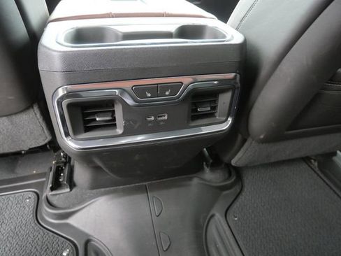 Used 2022 GMC Sierra 1500 Denali Ultimate image 16