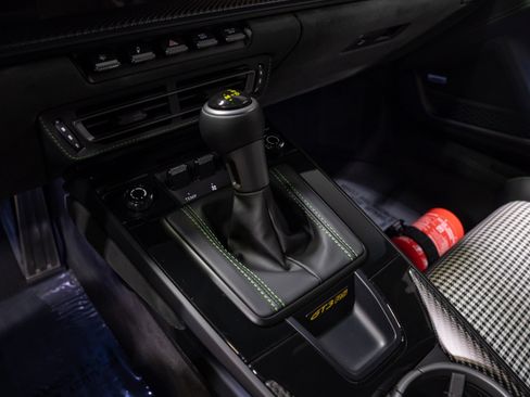 Used 2025 Porsche 911 GT3 RS RWD image 56