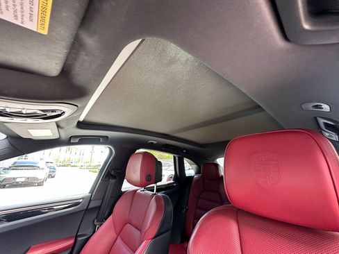 Certified 2023 Porsche Macan Turbo AWD/4WD image 24