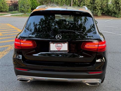 Used 2017 Mercedes-Benz GLC 300 4MATIC image 11