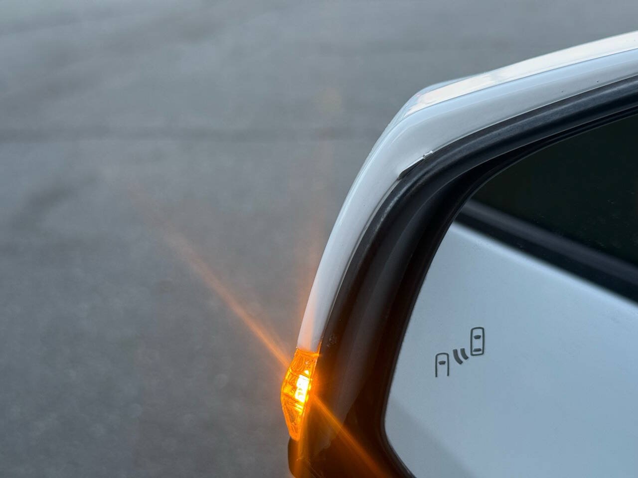 Used 2021 Toyota RAV4 XLE FWD image 46