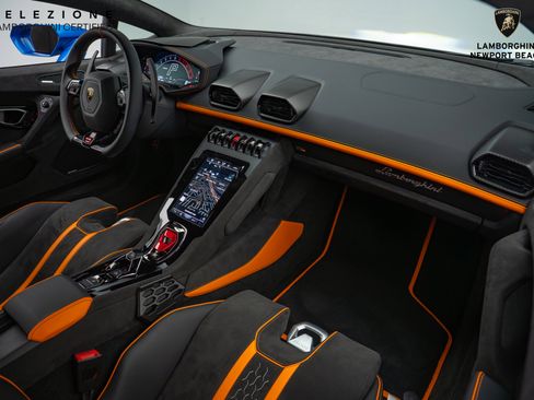 Used 2024 Lamborghini Huracan Tecnica image 20