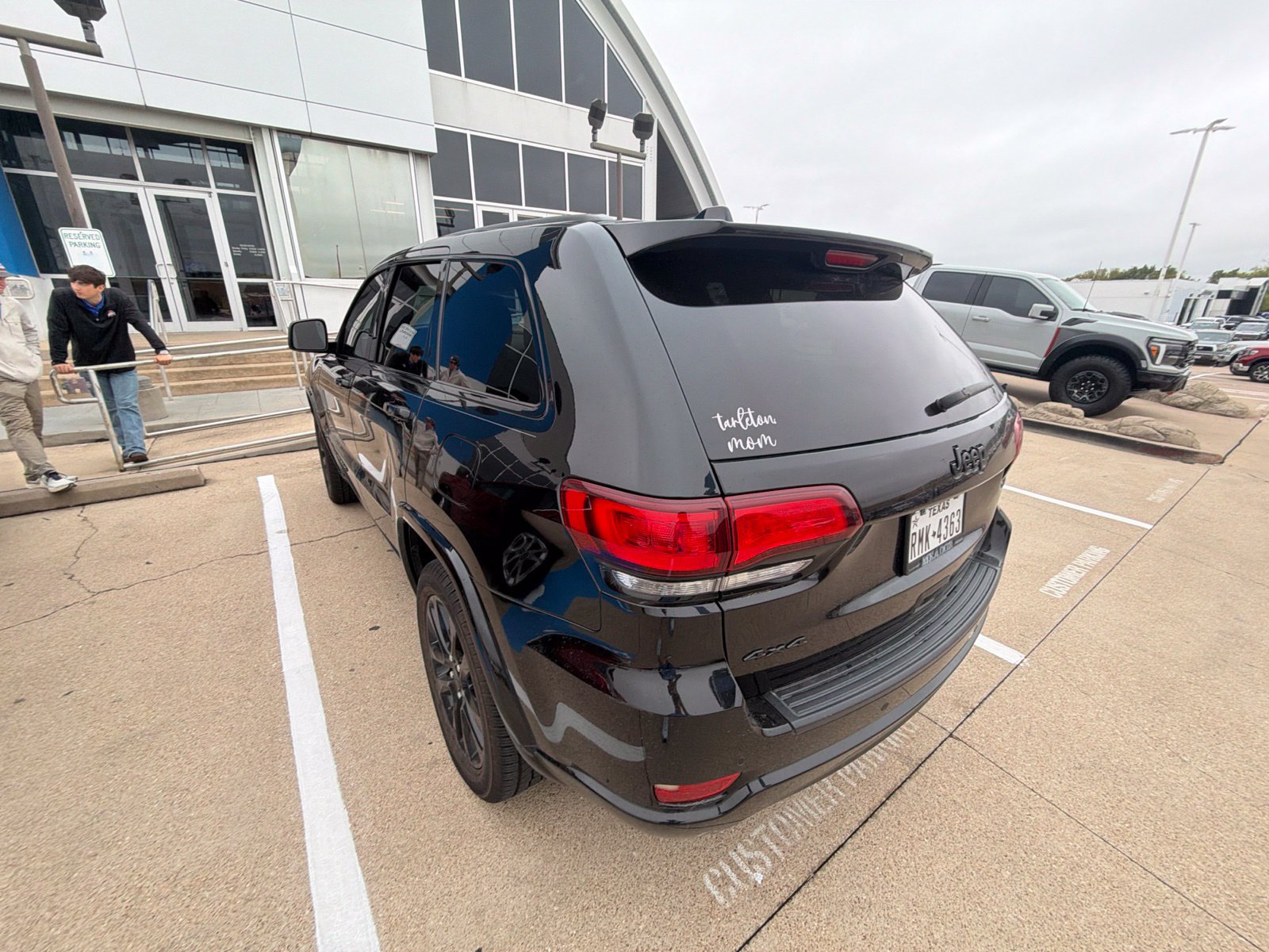Used 2022 Jeep Grand Cherokee Laredo X AWD/4WD image 13