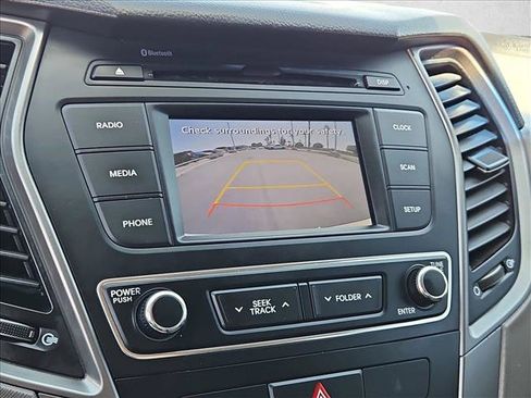Used 2018 Hyundai Santa Fe Sport FWD image 18