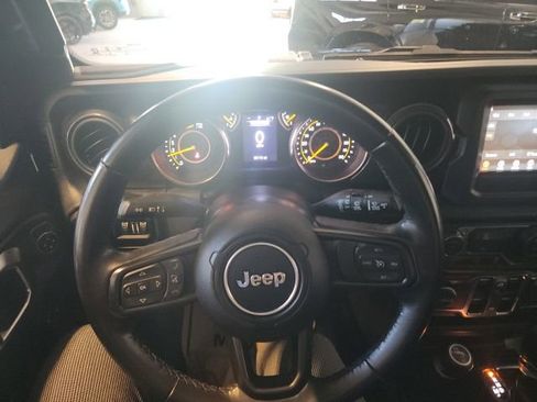 Used 2022 Jeep Wrangler Unlimited Sport AWD/4WD image 22