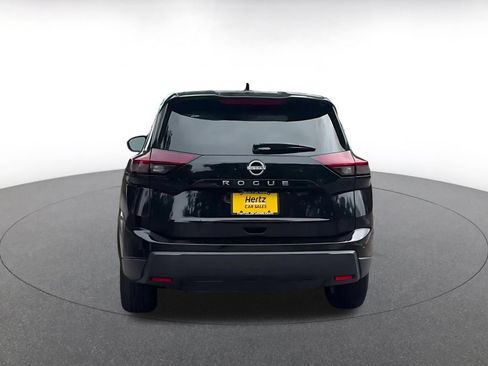Used 2025 Nissan Rogue SV FWD image 12