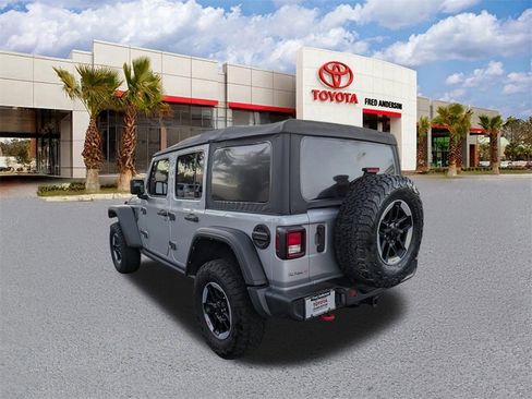 Used 2022 Jeep Wrangler Unlimited Rubicon image 6