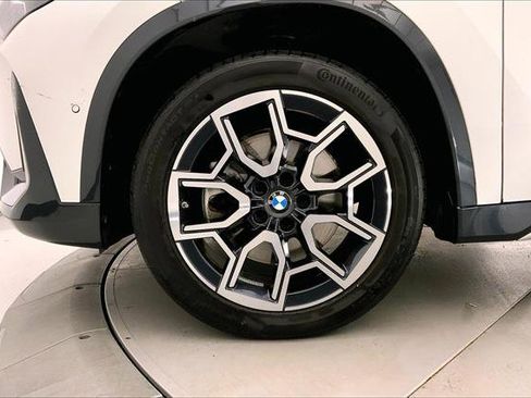 Certified 2025 BMW X1 xDrive28i image 8