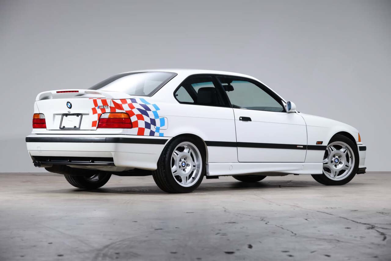 Used 1995 BMW M3 Coupe RWD image 6