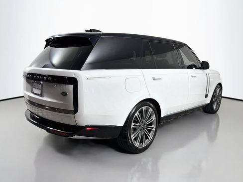 Certified 2023 Land Rover Range Rover Long Wheelbase SE AWD/4WD image 5