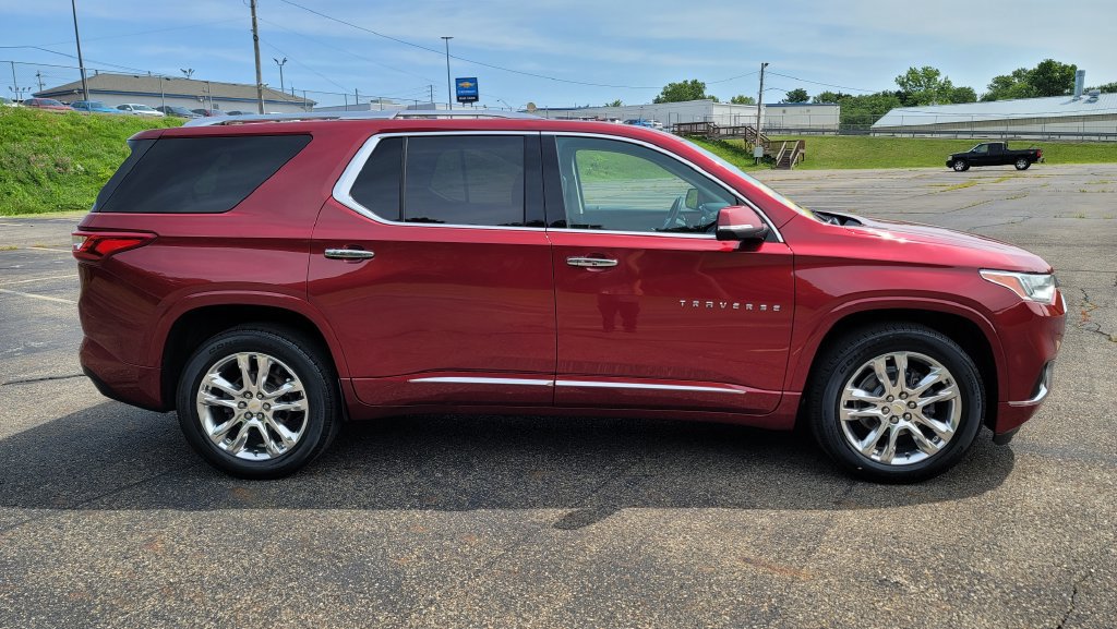 Used 2021 Chevrolet Traverse High Country AWD/4WD image 14