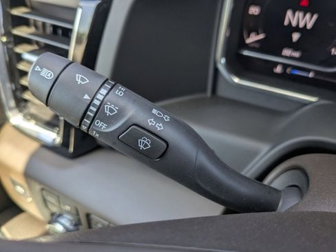 New 2025 GMC Sierra 2500 Denali w/ Denali Reserve Package image 15