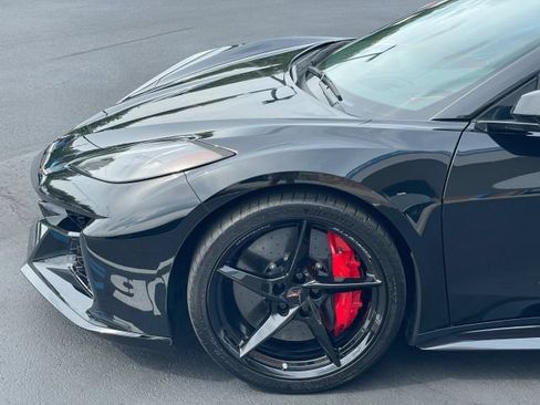 Used 2025 Chevrolet Corvette E-Ray w/ ZER Performance Package AWD/4WD image 15