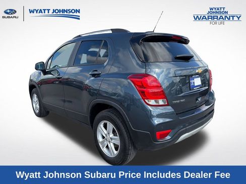 Used 2022 Chevrolet Trax LT w/ Driver Confidence Package AWD/4WD image 5