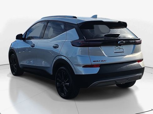 Used 2023 Chevrolet Bolt EUV LT w/ Convenience Package image 7