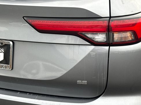 Used 2024 Mitsubishi Outlander SE Black Edition image 27