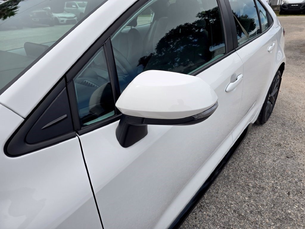Used 2024 Toyota Corolla SE FWD image 10