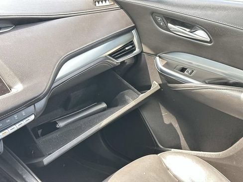 Used 2023 Cadillac XT4 Premium Luxury w/ Driver Assist Package FWD image 33