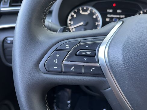 Certified 2025 INFINITI QX50 Luxe image 25