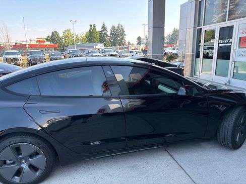 Used 2023 Tesla Model 3 Standard Range RWD image 4