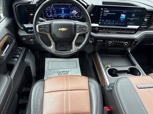 Certified 2024 Chevrolet Silverado 2500 High Country w/ High Country Premium Package AWD/4WD image 6