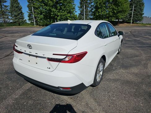 Used 2025 Toyota Camry LE FWD image 6