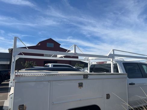 New 2025 GMC Sierra 3500 Pro w/ Convenience Package image 7