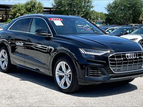 Certified 2023 Audi Q8 Premium AWD/4WD image 2