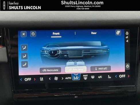 New 2025 Lincoln Navigator Black Label AWD/4WD image 16