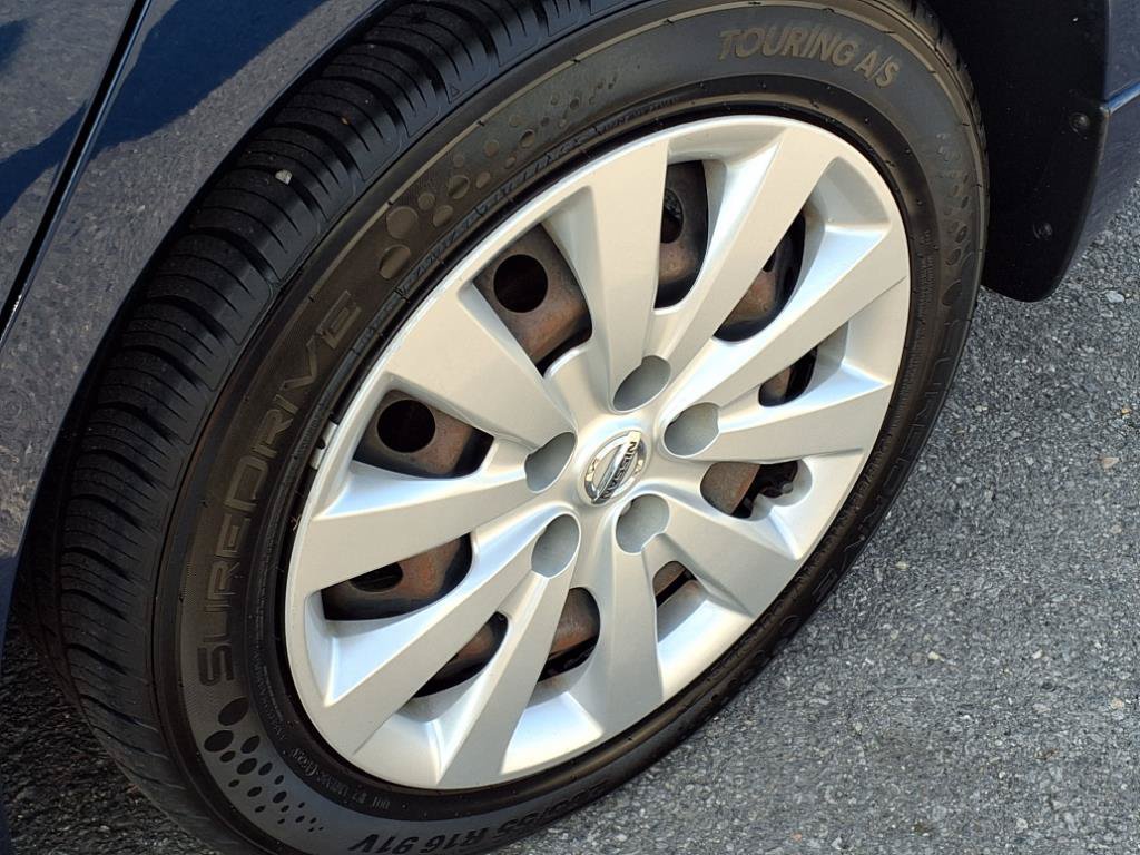 Used 2019 Nissan Sentra S FWD image 10