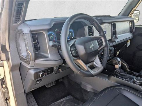 New 2026 Ford Bronco Badlands AWD/4WD image 3