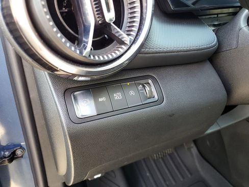 Used 2025 Chevrolet Equinox LT image 8