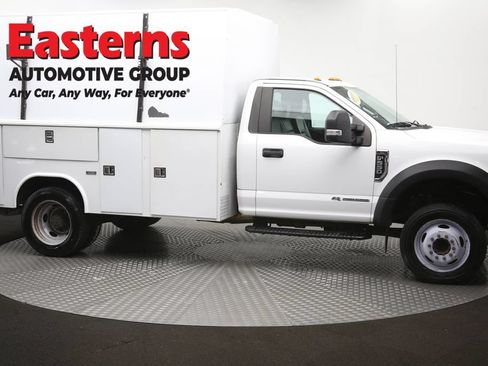Used 2017 Ford F550 2WD Regular Cab Super Duty image 48
