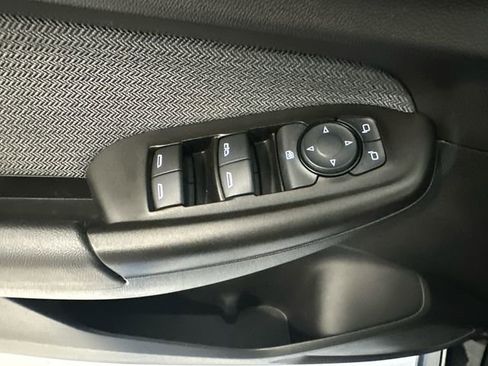 Used 2022 Chevrolet TrailBlazer LT w/ Convenience Package image 31