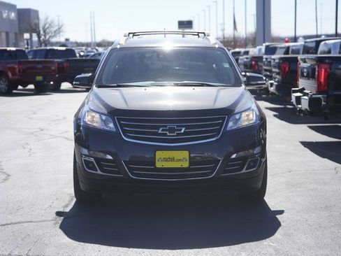 Used 2017 Chevrolet Traverse Premier image 3
