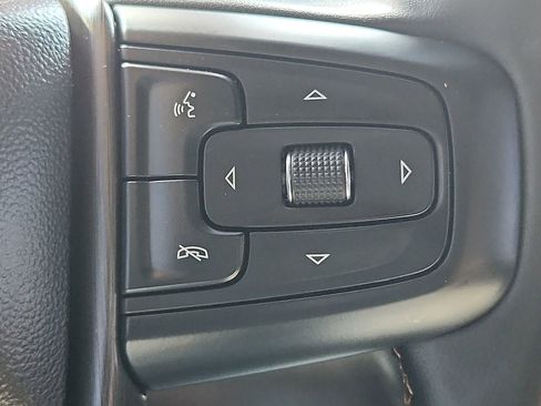 Used 2024 GMC Sierra 2500 AT4 w/ AT4 Preferred Package image 17