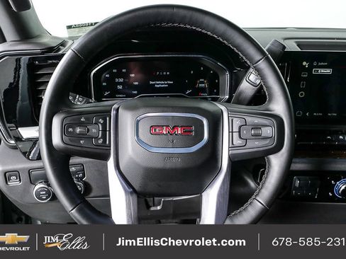 Used 2024 GMC Sierra 1500 Elevation image 10