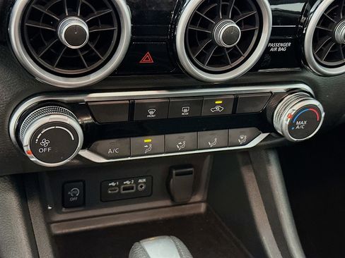 Used 2025 Nissan Sentra SV image 23