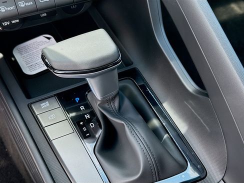 New 2026 Hyundai Elantra Sport FWD image 13