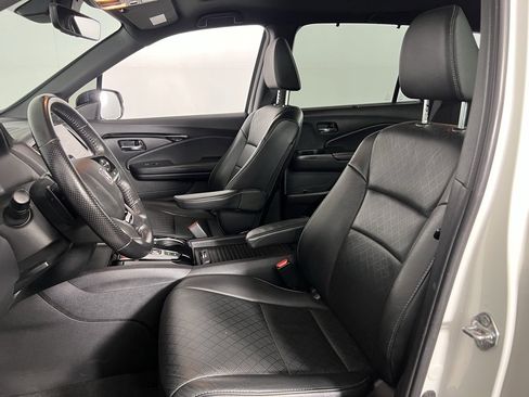 Used 2019 Honda Passport Touring image 23