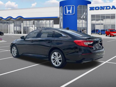 Used 2018 Honda Accord LX image 5