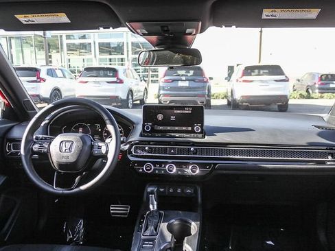 Used 2025 Honda Civic Sport image 16