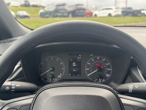 Certified 2024 Toyota Corolla Cross AWD Hybrid image 22